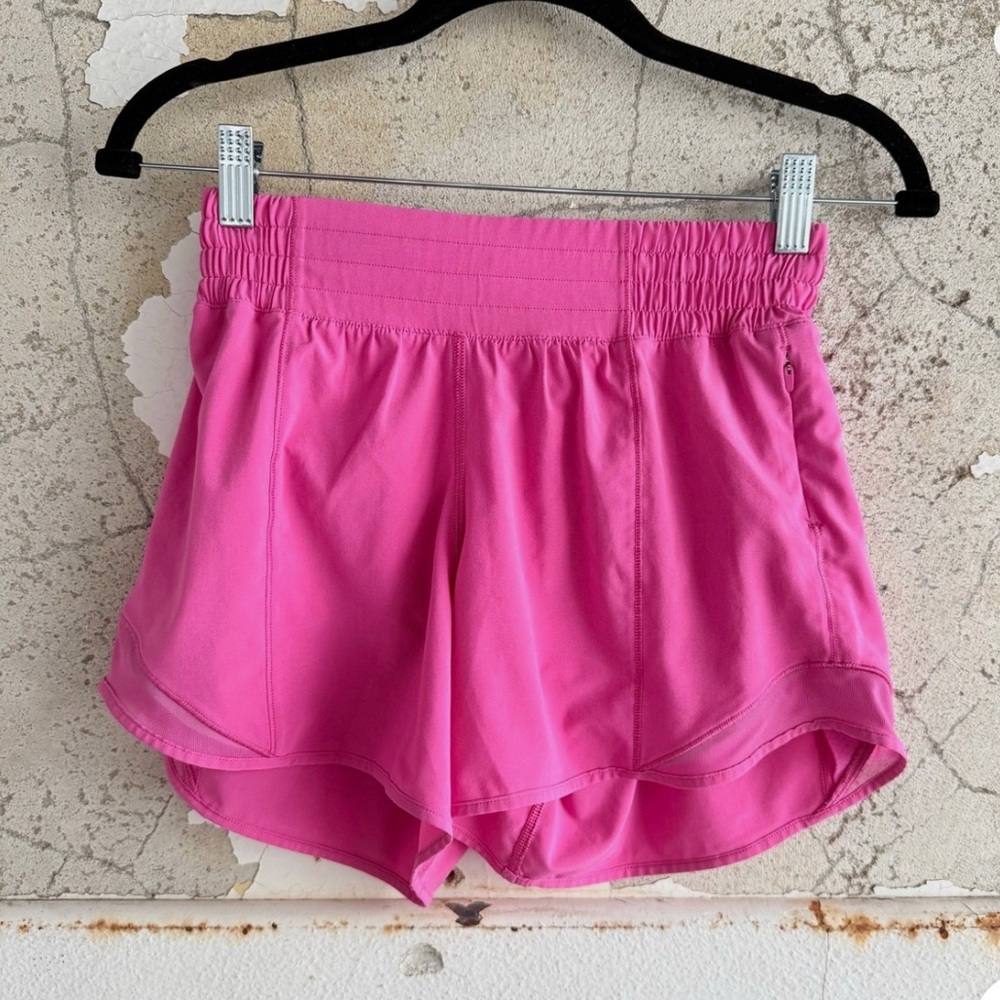 lululemon athletica Hotty Hot High-Rise Shorts - Sonic Pink